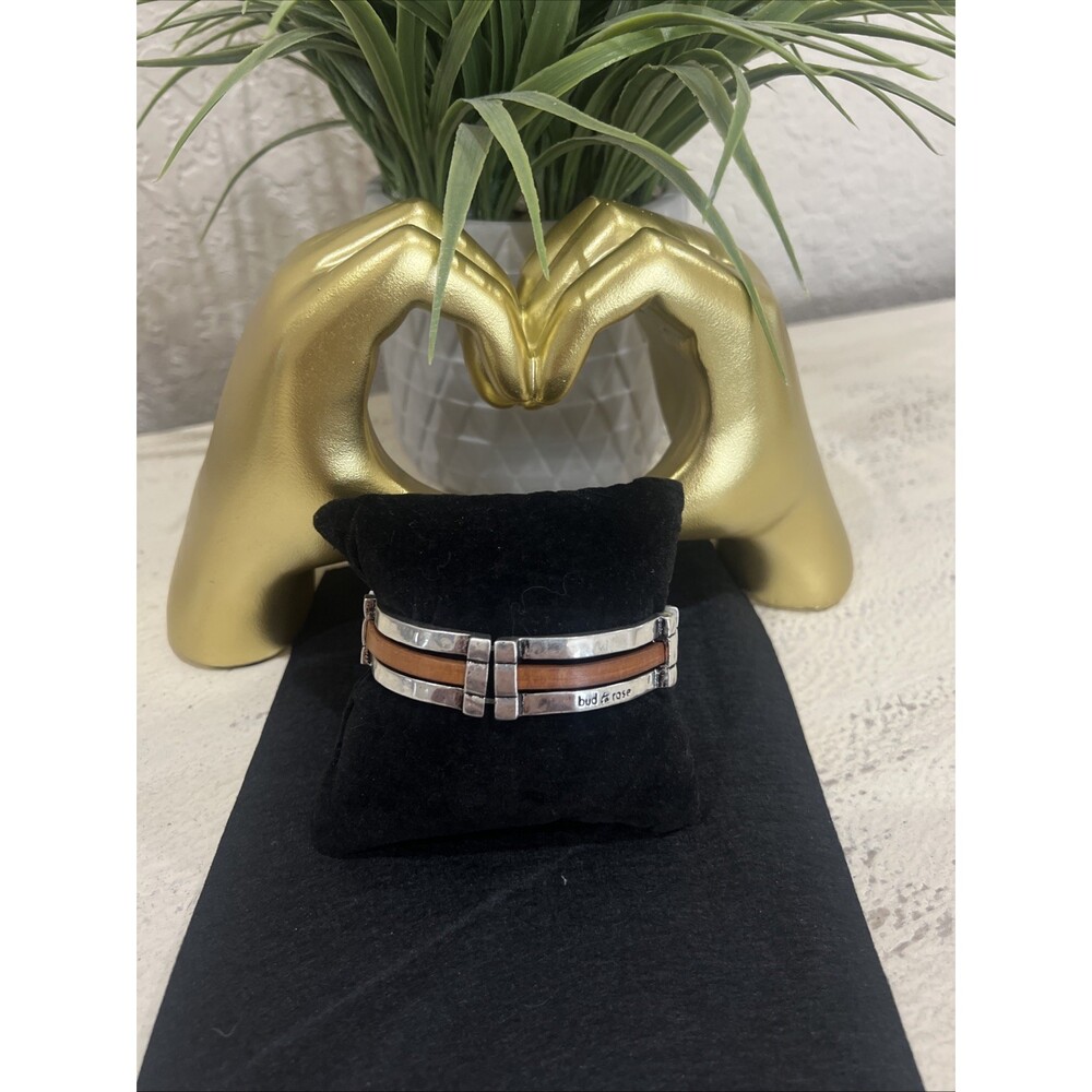 Bud To Rose Silver Leather Bracelet Jewelry